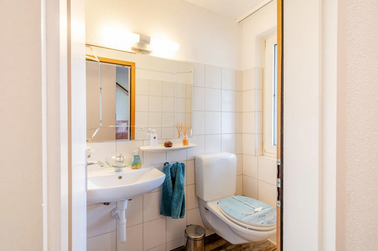 Kompaktes Doppeleinfamilienhaus mitten im Grünen - Foto 8 von 22