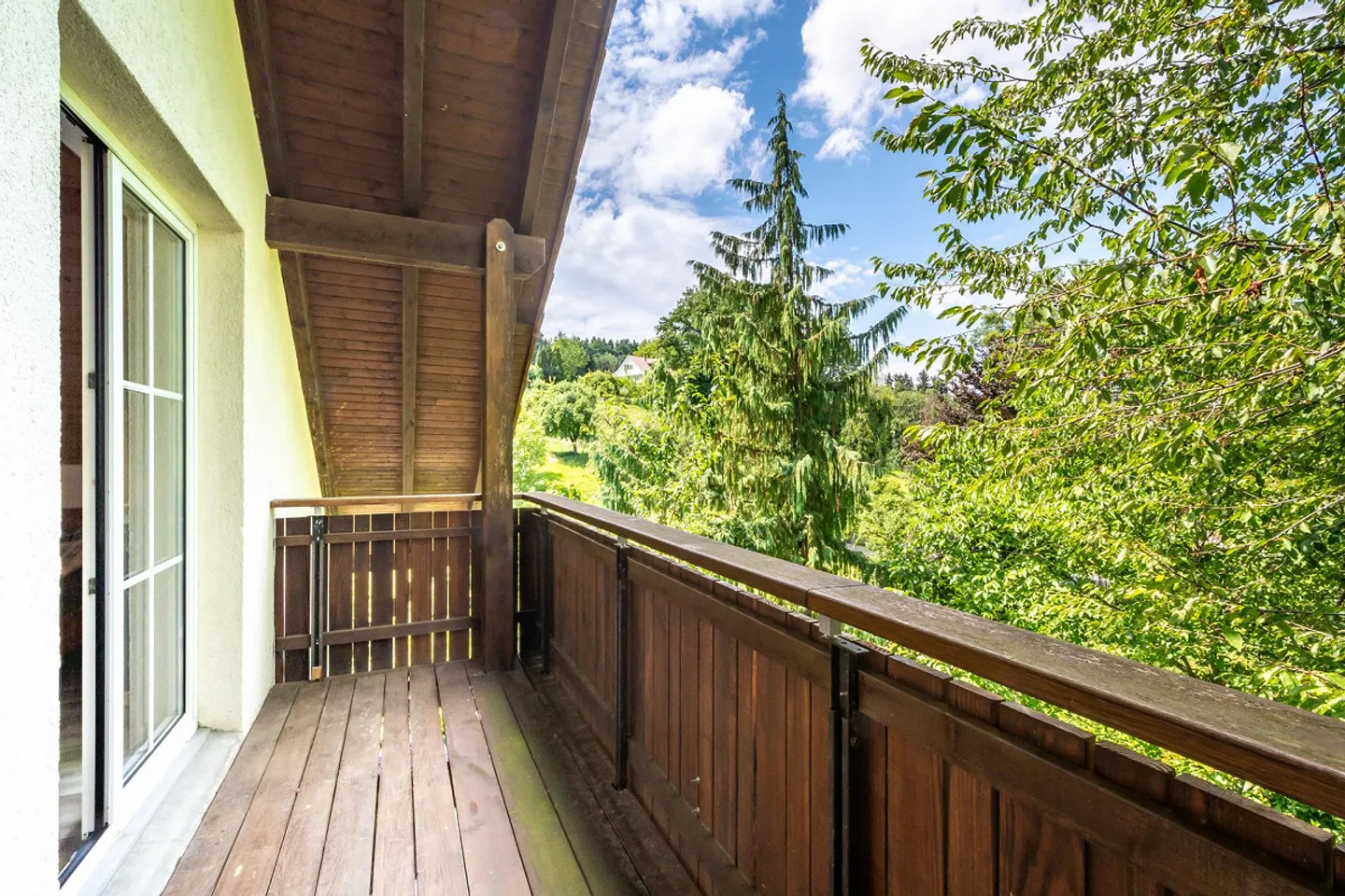 Kompaktes Doppeleinfamilienhaus mitten im Grünen - Foto 12 von 22