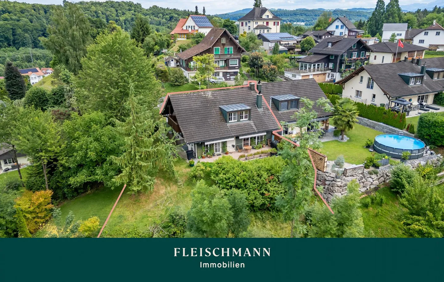Kompaktes Doppeleinfamilienhaus mitten im Grünen - Foto 1 von 22