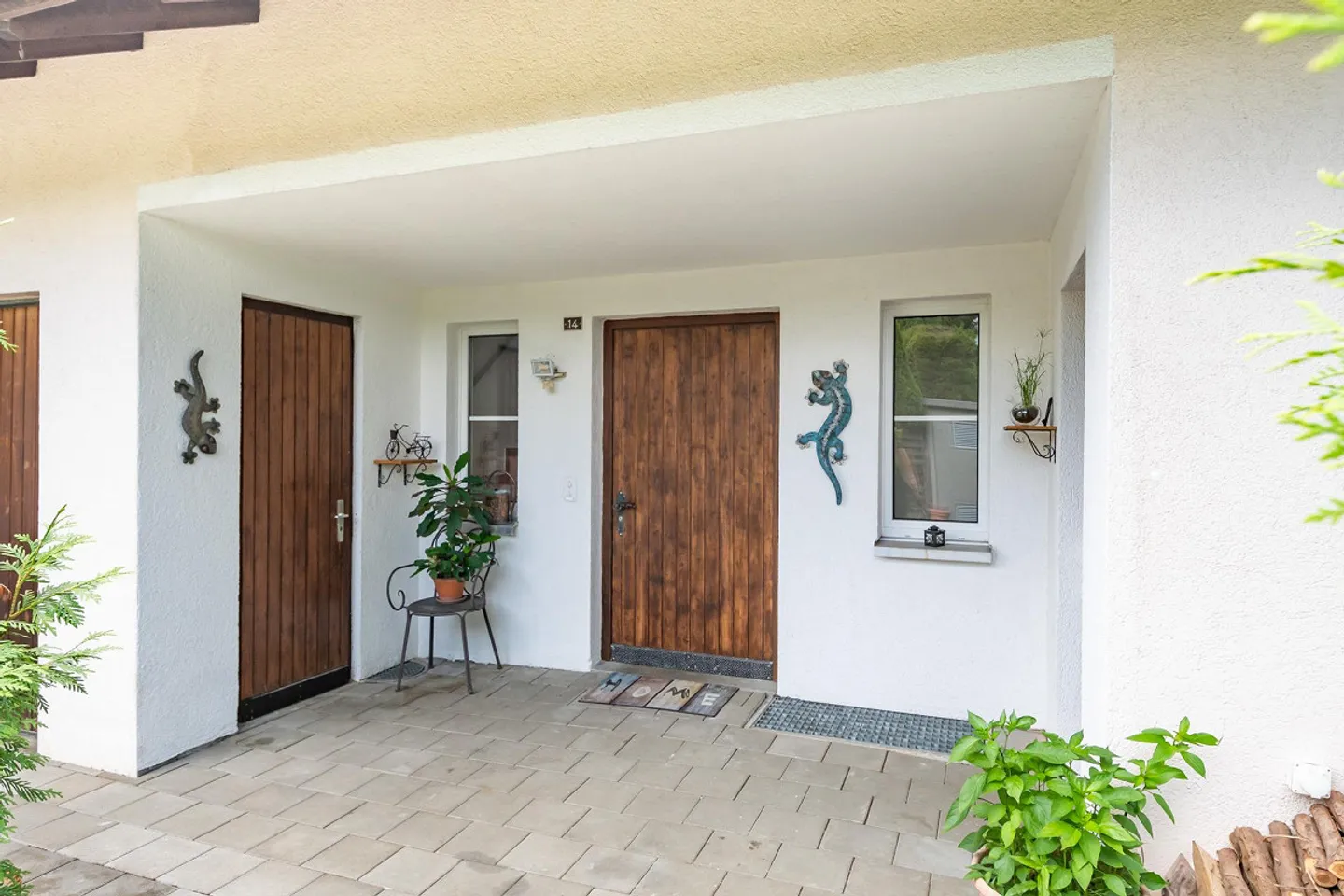 Kompaktes Doppeleinfamilienhaus mitten im Grünen - Foto 3 von 22