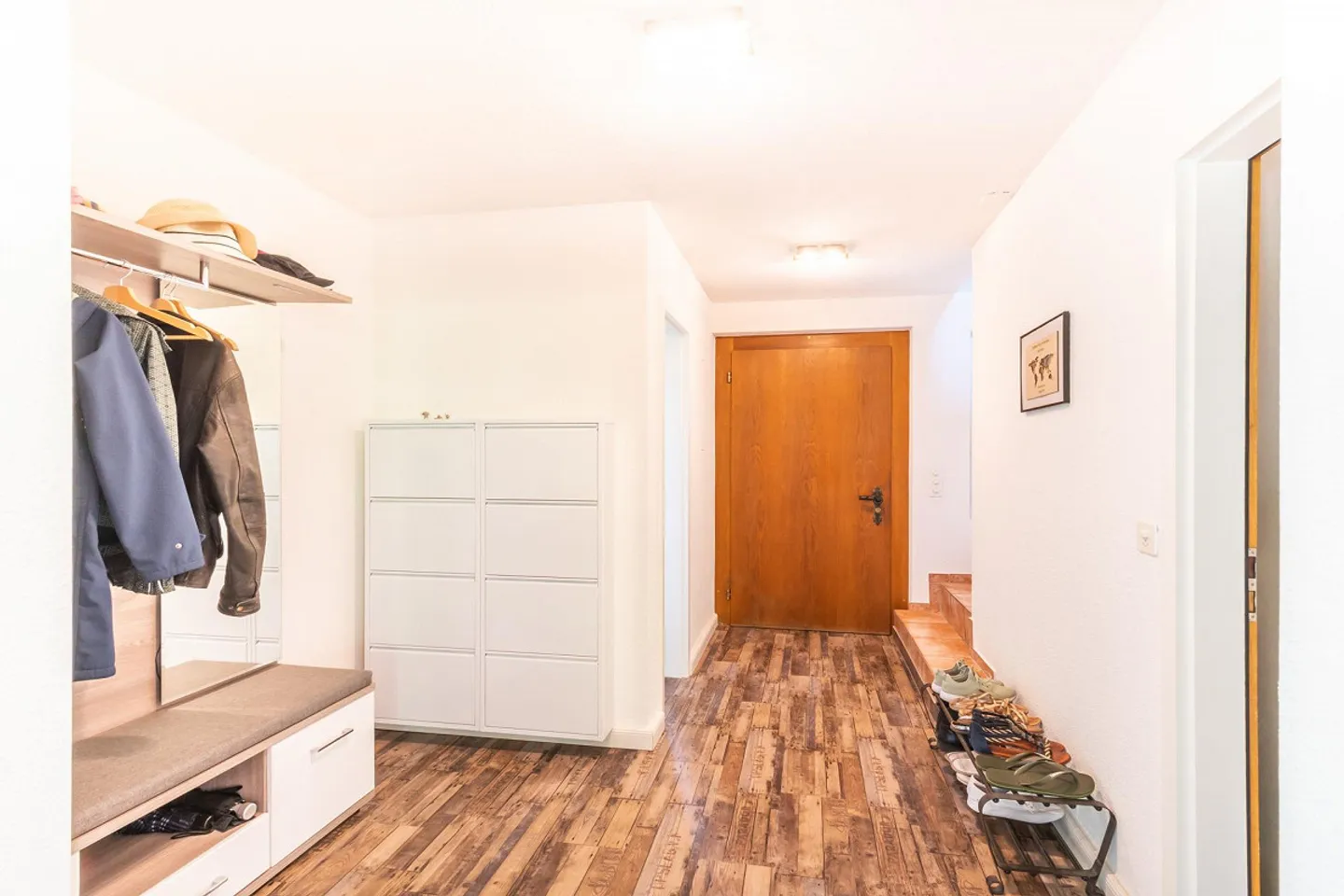 Kompaktes Doppeleinfamilienhaus mitten im Grünen - Foto 4 von 22