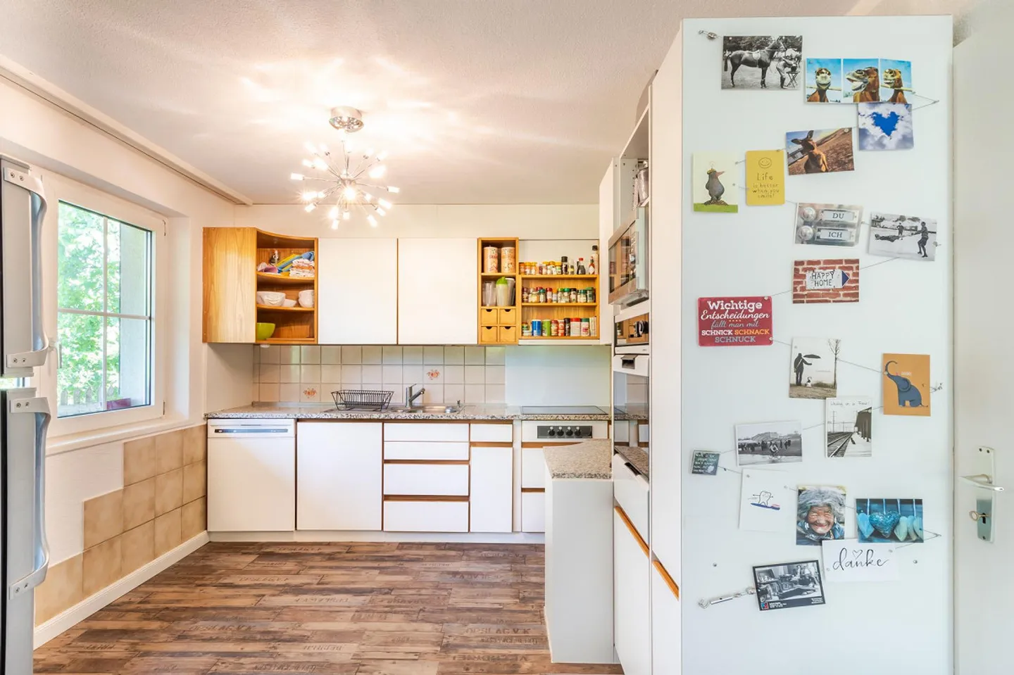 Kompaktes Doppeleinfamilienhaus mitten im Grünen - Foto 6 von 22