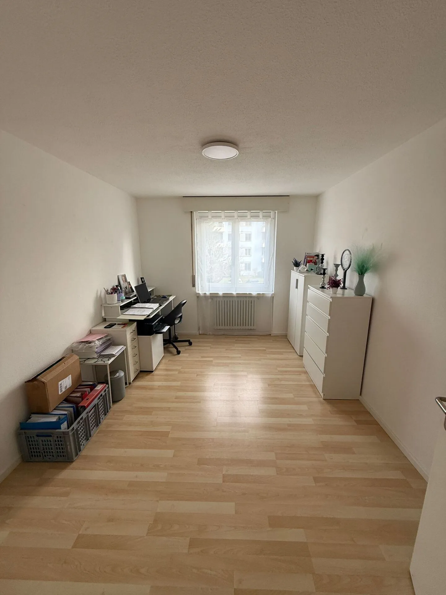 Ici vit le bonheur : Appartement élégant de 4,5 pièces dans un endroit calme - Photo 6 sur 9