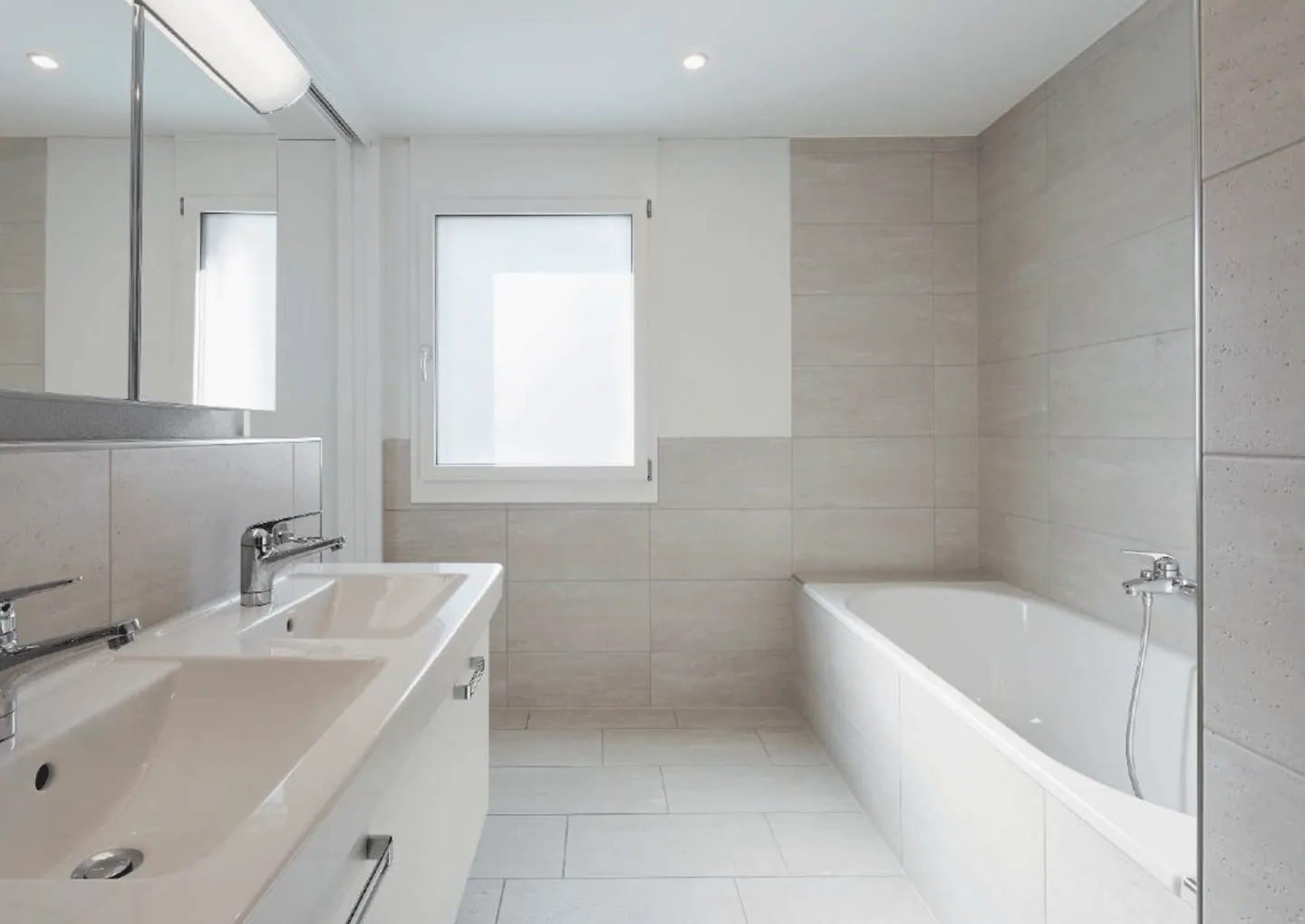 Appartement penthouse exclusif de 4,5 pièces avec vue panoramique sur le lac - Photo 4 sur 4