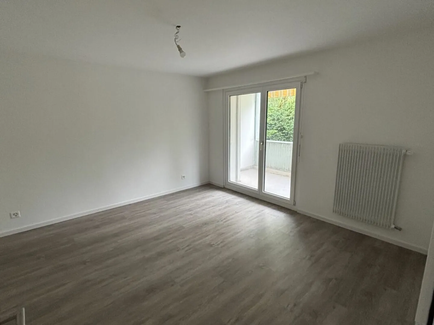 Bellissimo appartamento di 3 stanze con balcone! - Foto 5 di 9