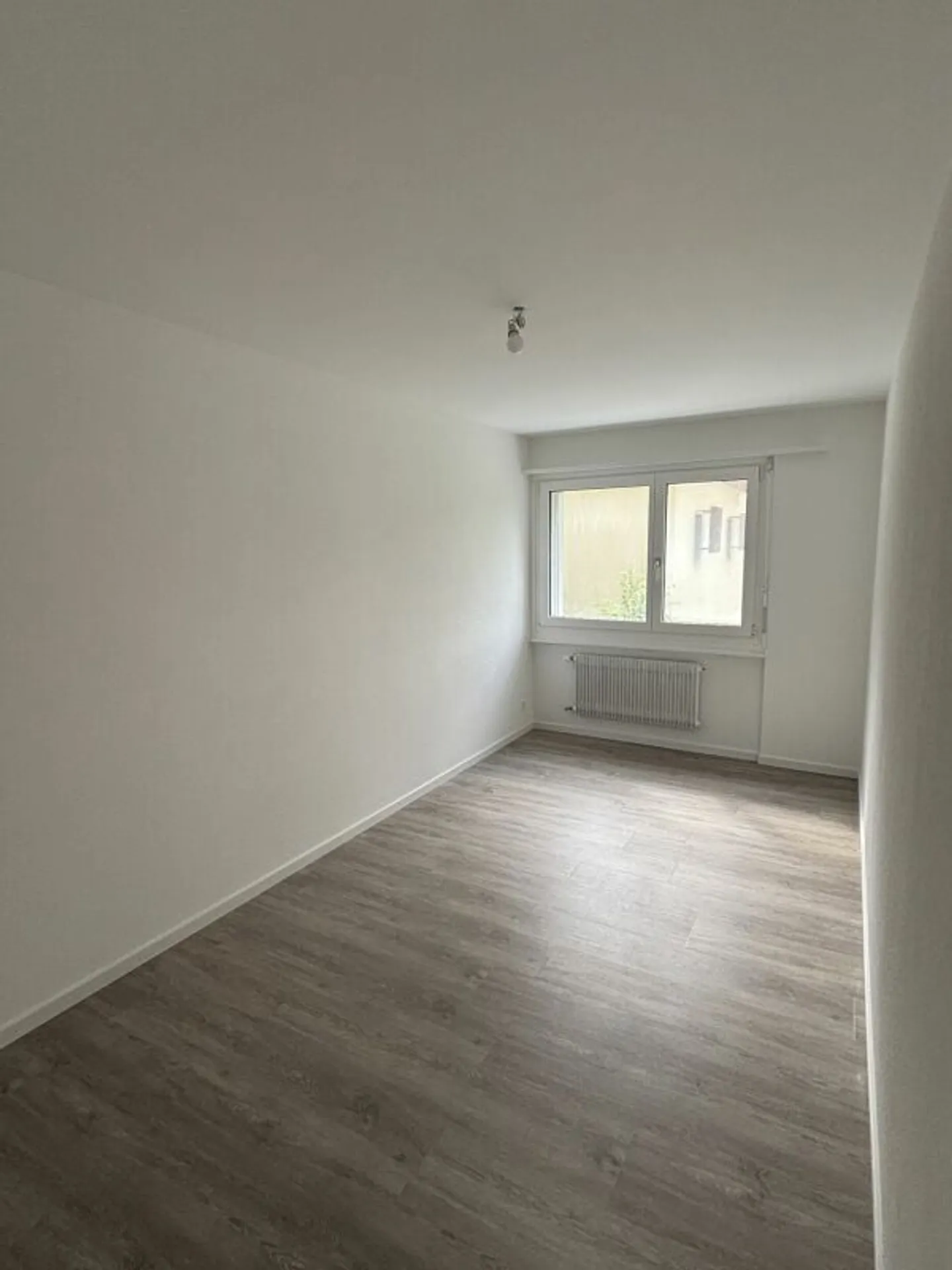 Bellissimo appartamento di 3 stanze con balcone! - Foto 4 di 9