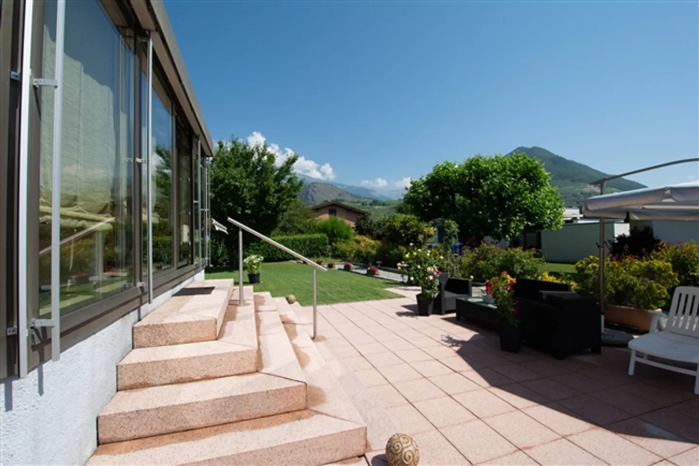 «Geräumige, freistehende Villa in idealer Lage in Uvrier» - Foto 6 von 9