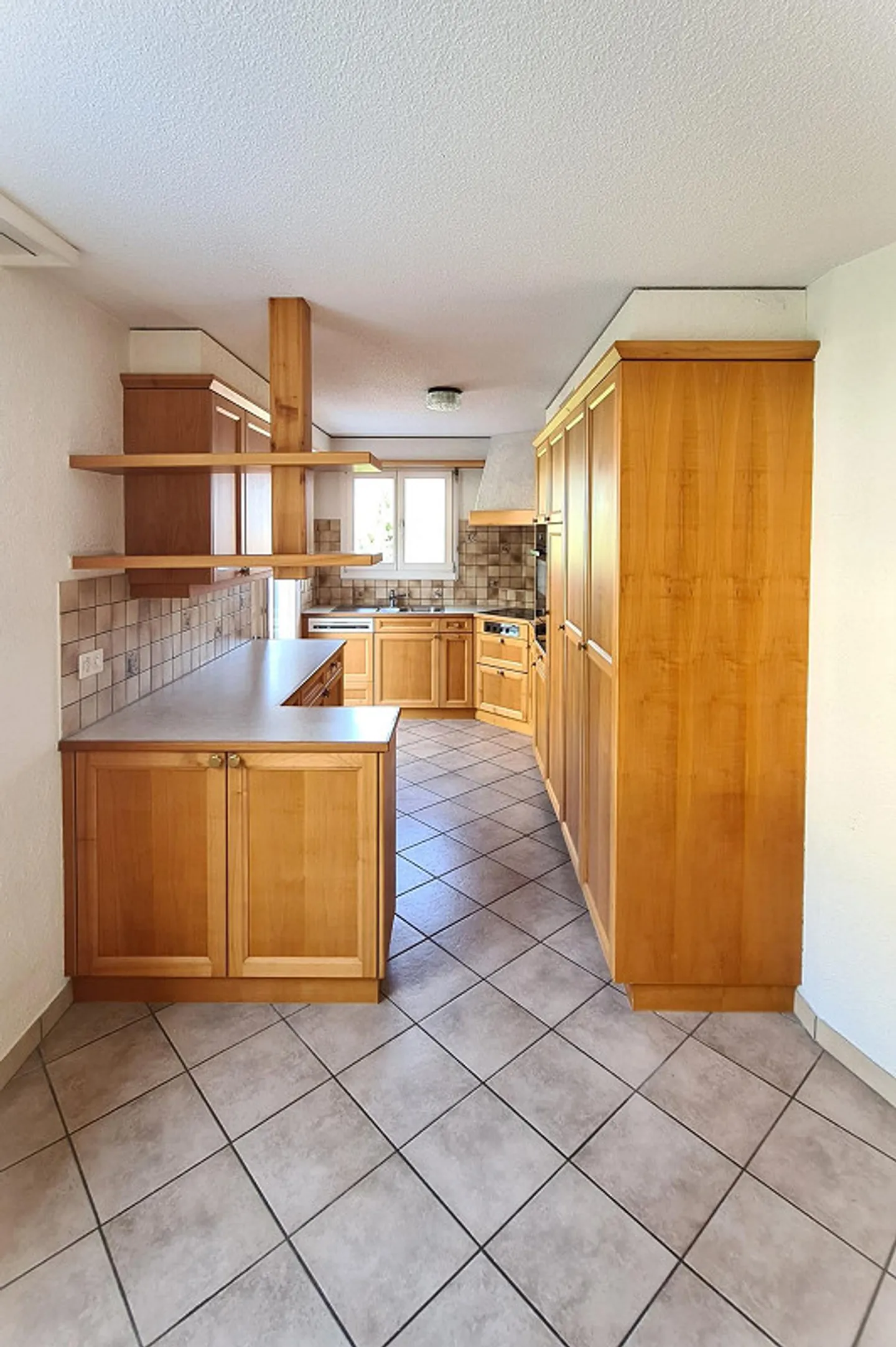Attraktive 6.5 Zimmer-Doppeleinfamilienhaushälfte - Photo 5 sur 29