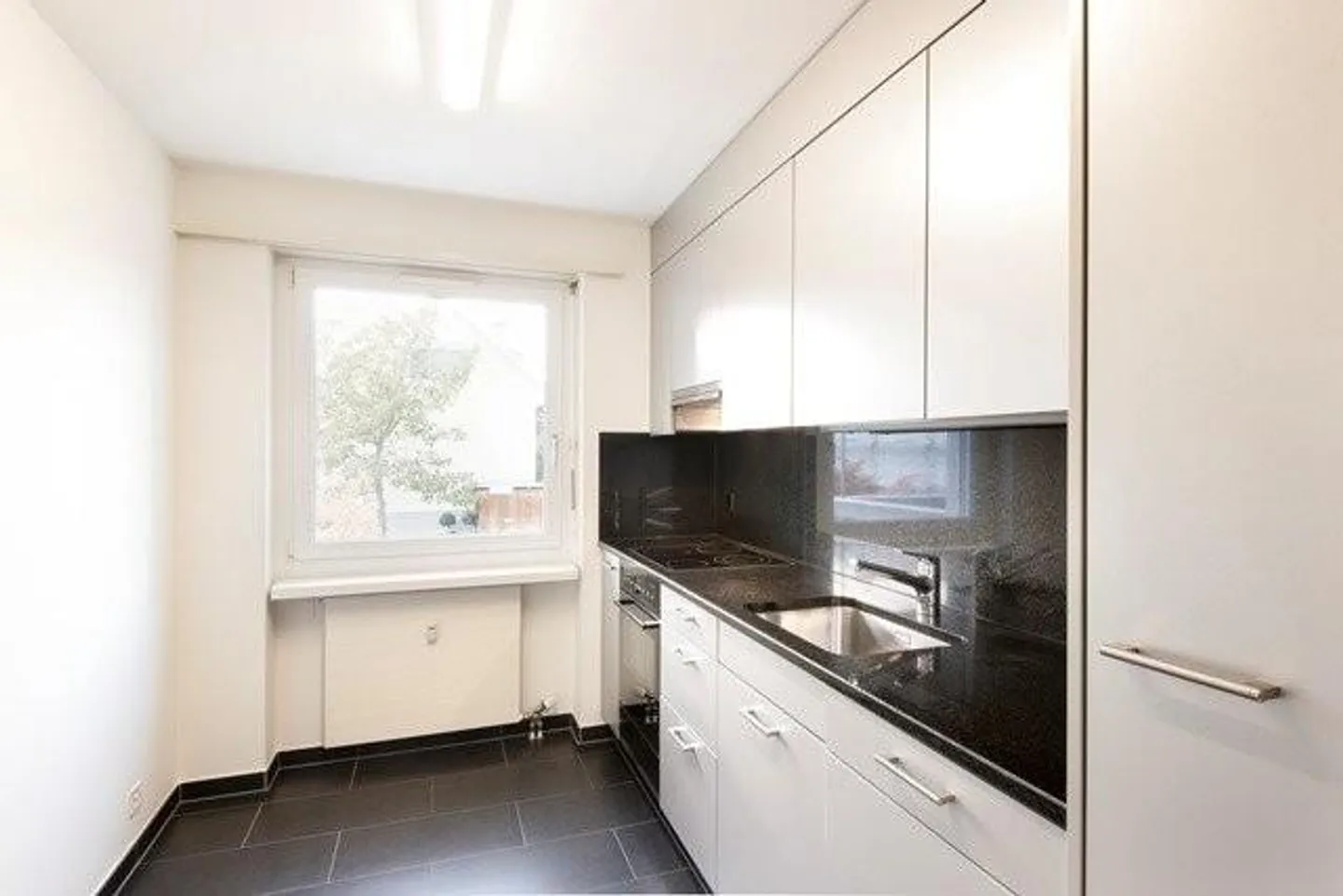 Appartement confortable dans le vert - Photo 2 sur 8