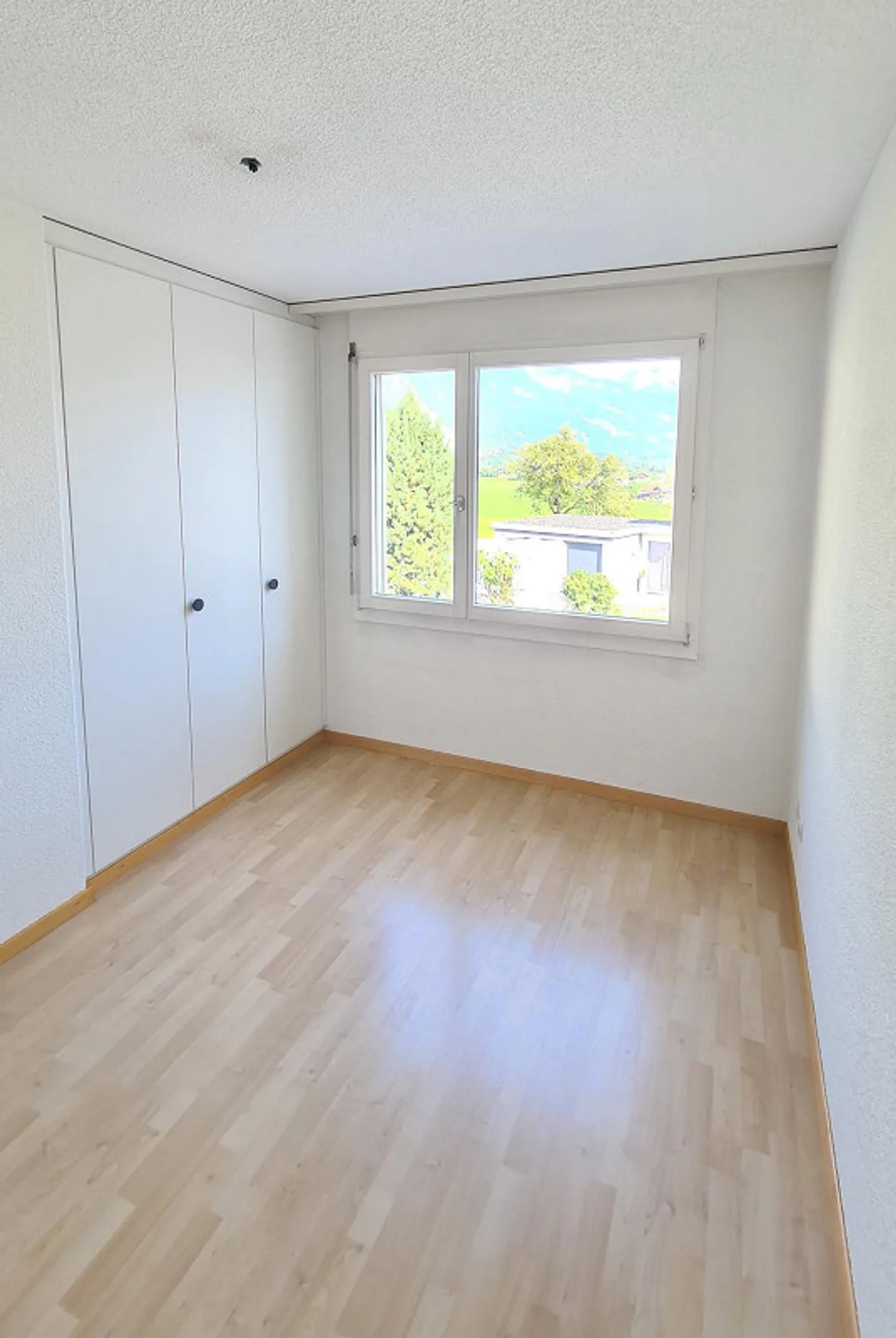 Attraktive 6.5 Zimmer-Doppeleinfamilienhaushälfte - Photo 12 sur 29