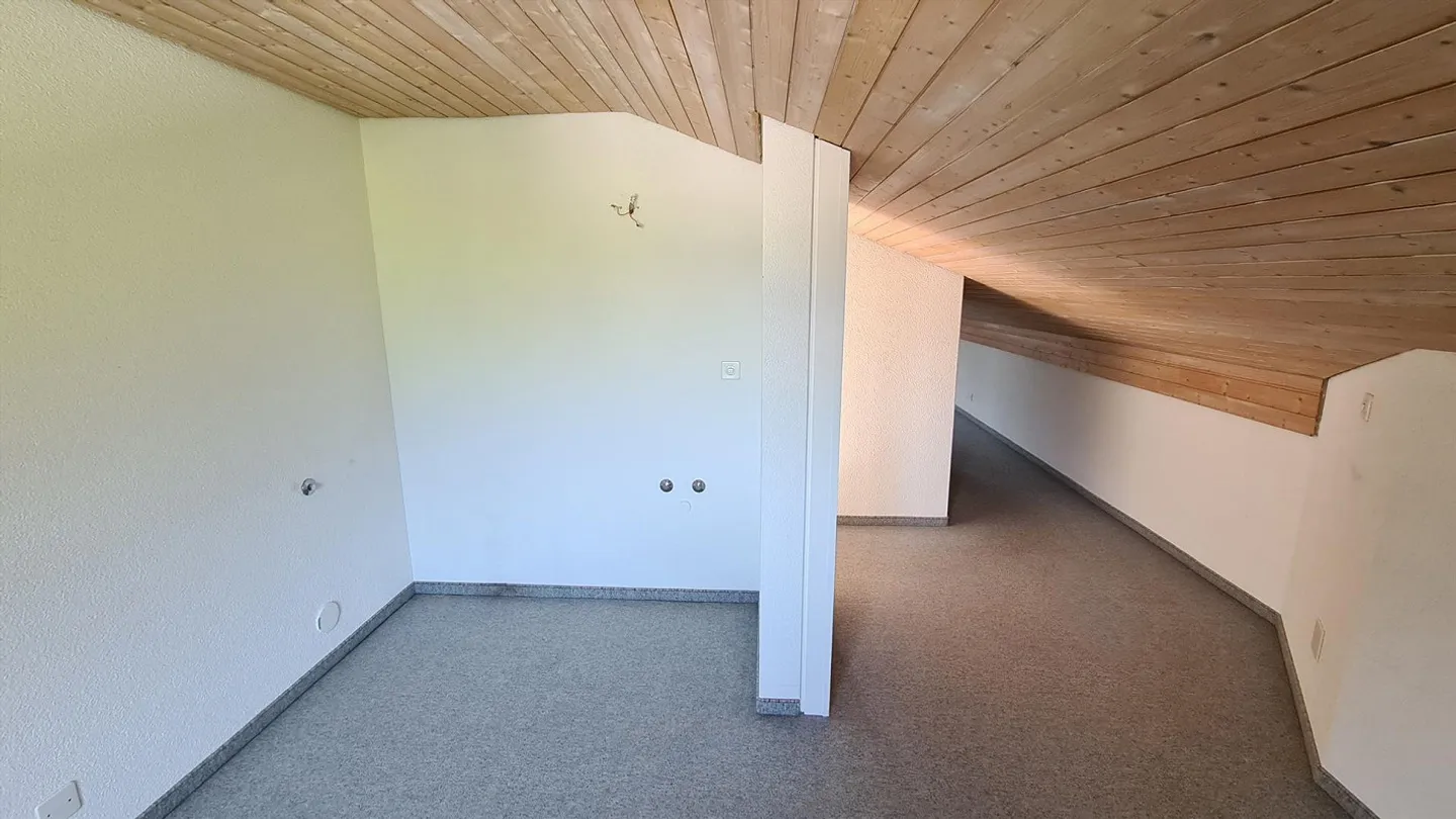 Attraktive 6.5 Zimmer-Doppeleinfamilienhaushälfte - Photo 18 sur 29