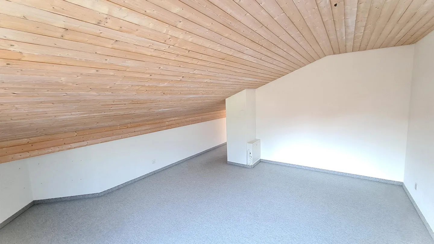 Attraktive 6.5 Zimmer-Doppeleinfamilienhaushälfte - Photo 20 sur 29