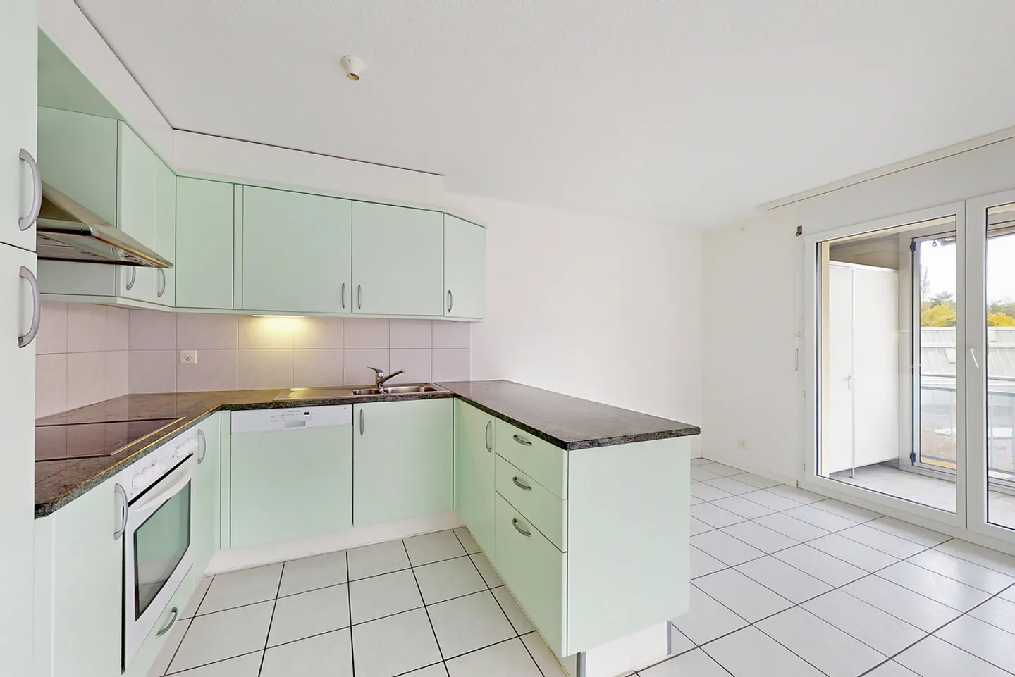 Your new home is waiting for you! - Photo 4 of 6