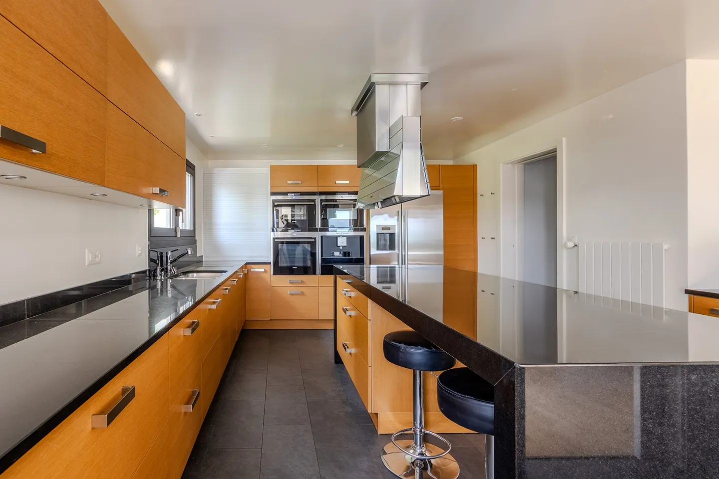 Zeitgenössische Villa - Foto 2 von 5