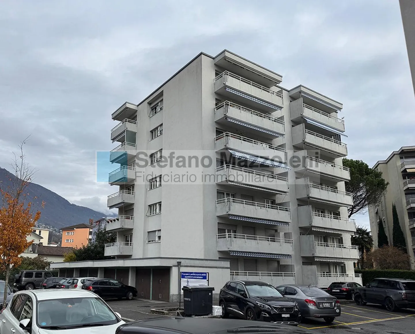 LOCARNO - 3 1/2 Zimmer - auch oberste Etage schöne Aussicht - Foto 1 von 9