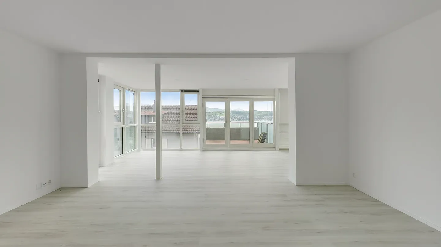 Sunny 5.5-room apartment with lake view - Photo 4 of 9
