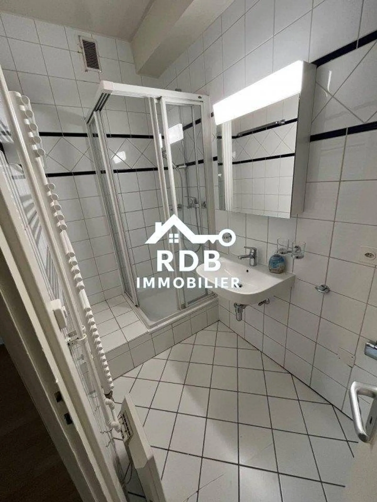 Appartement lumineux 2,5 pièces à Genève - Photo 8 sur 9