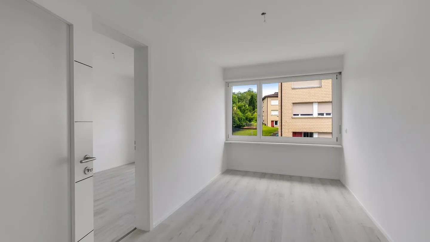 Sunny 5.5-room apartment with lake view - Photo 5 of 9