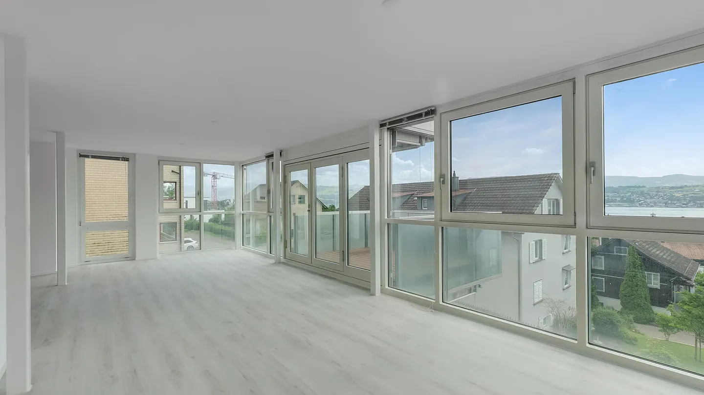 Sunny 5.5-room apartment with lake view - Photo 6 of 9