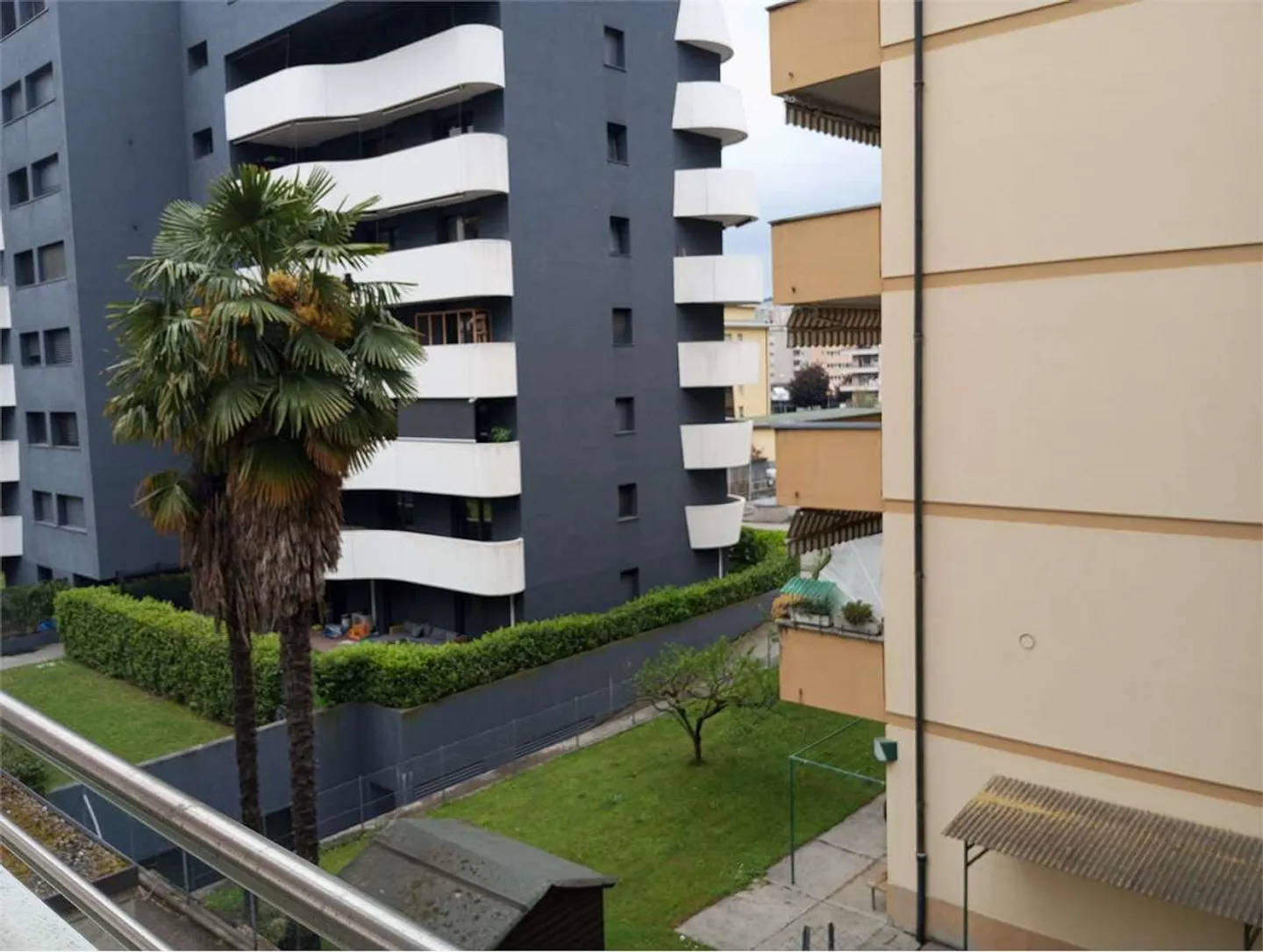 Helles Apartment mit Terrasse - Foto 9 von 9