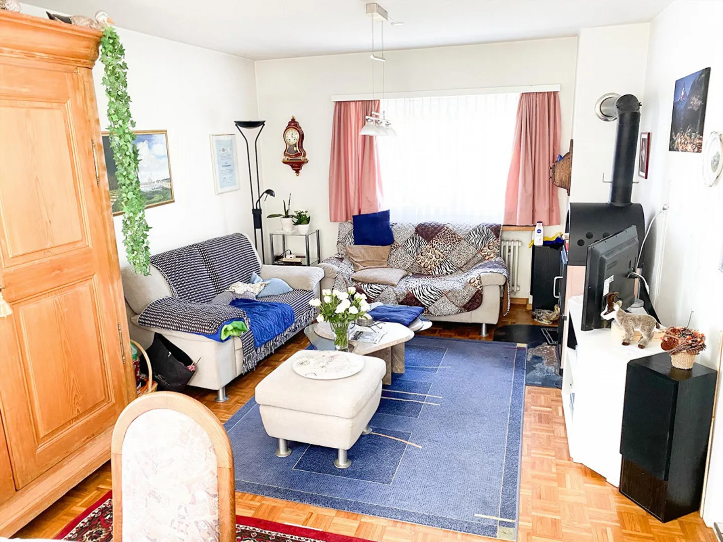 Casa unifamiliare di 4,5 stanze in una posizione centrale e tranquilla - Foto 2 di 9