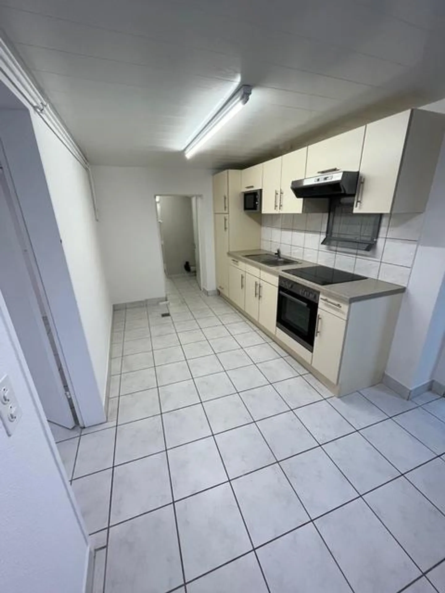 Charmantes, einseitig angebautes Mehrfamilienhaus mit drei Wohneinh... - Foto 11 von 12