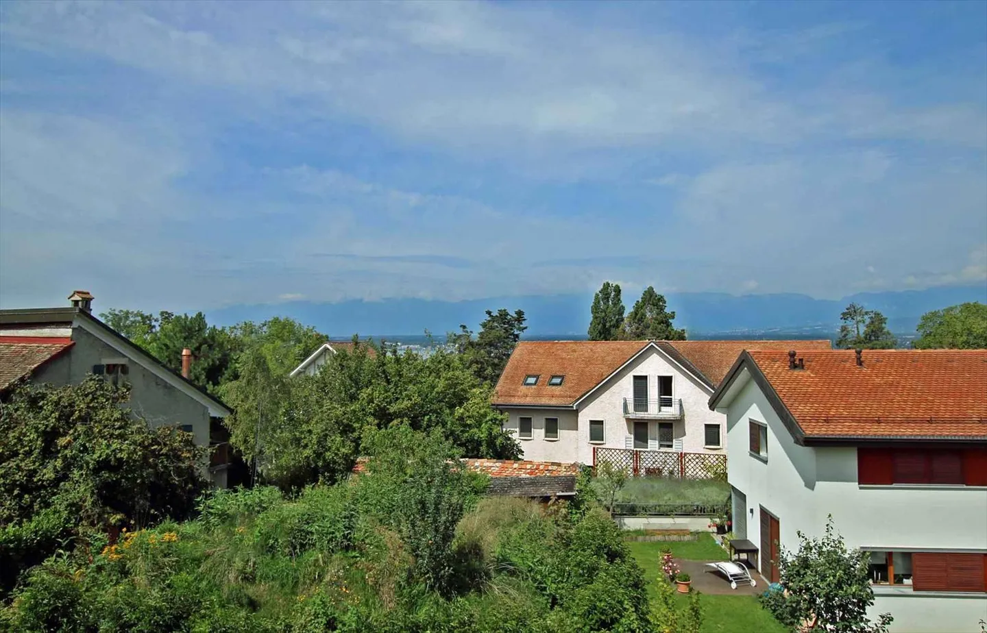 Appartamento in vendita - Foto 2 di 9