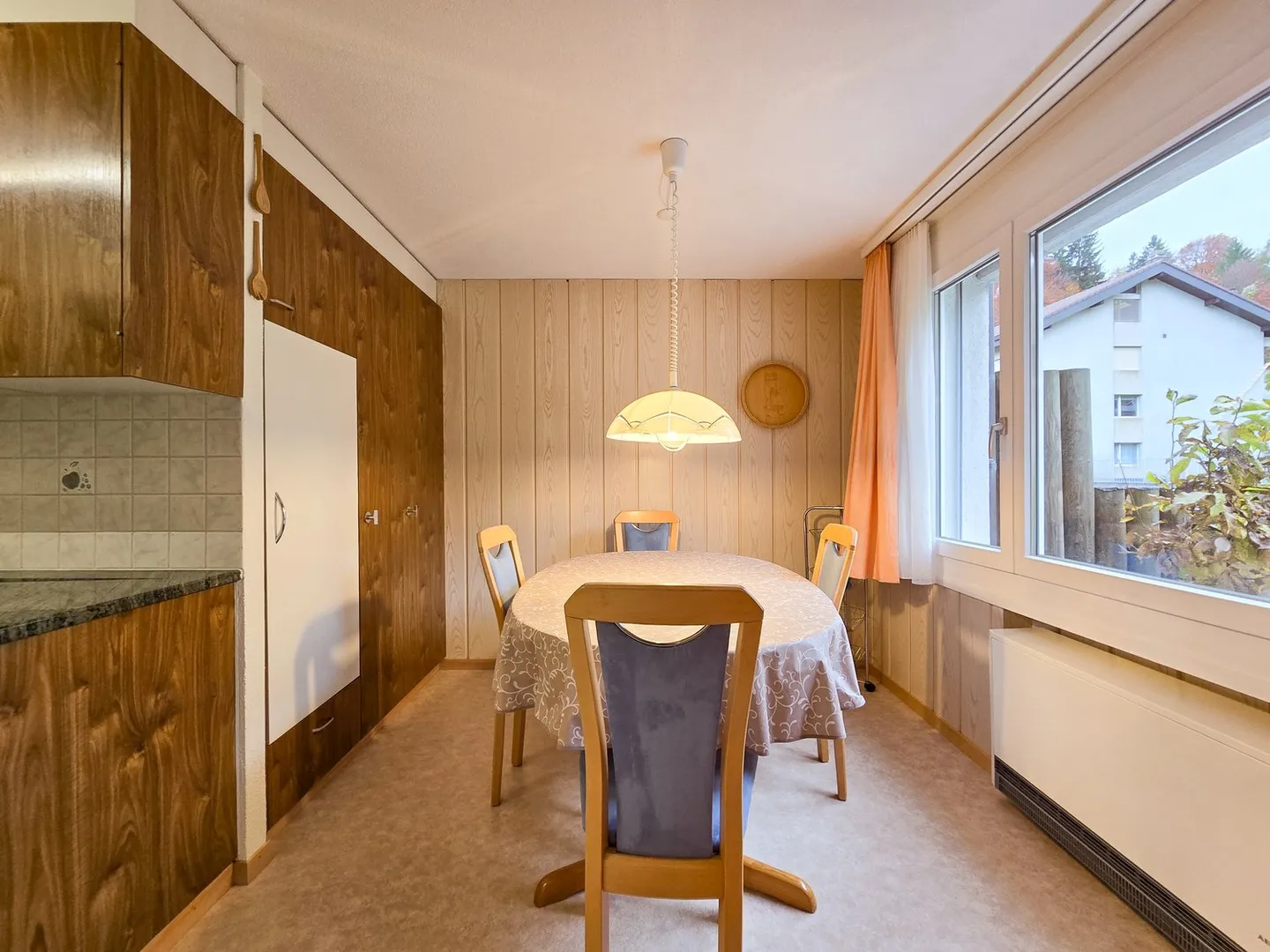 Charmante appartement de 5,5 pièces avec vue sur la montagne à Frutigen - Photo 6 sur 27