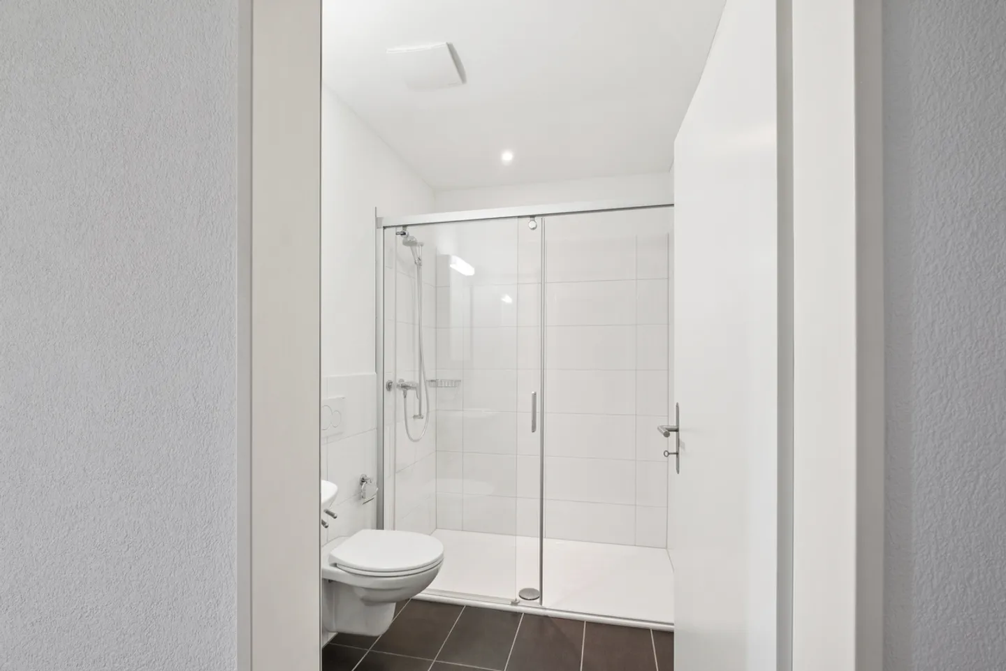 Bellissimo appartamento giardino 4.5 locali - La tua nuova oasi di benessere - Foto 9 di 15