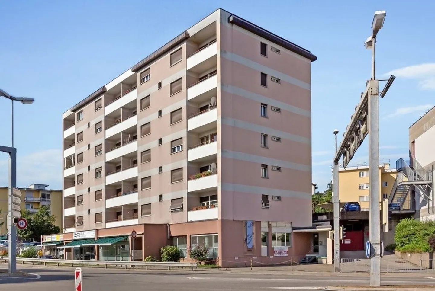 Appartamento in posizione ottimale ristrutturato - Foto 1 di 8