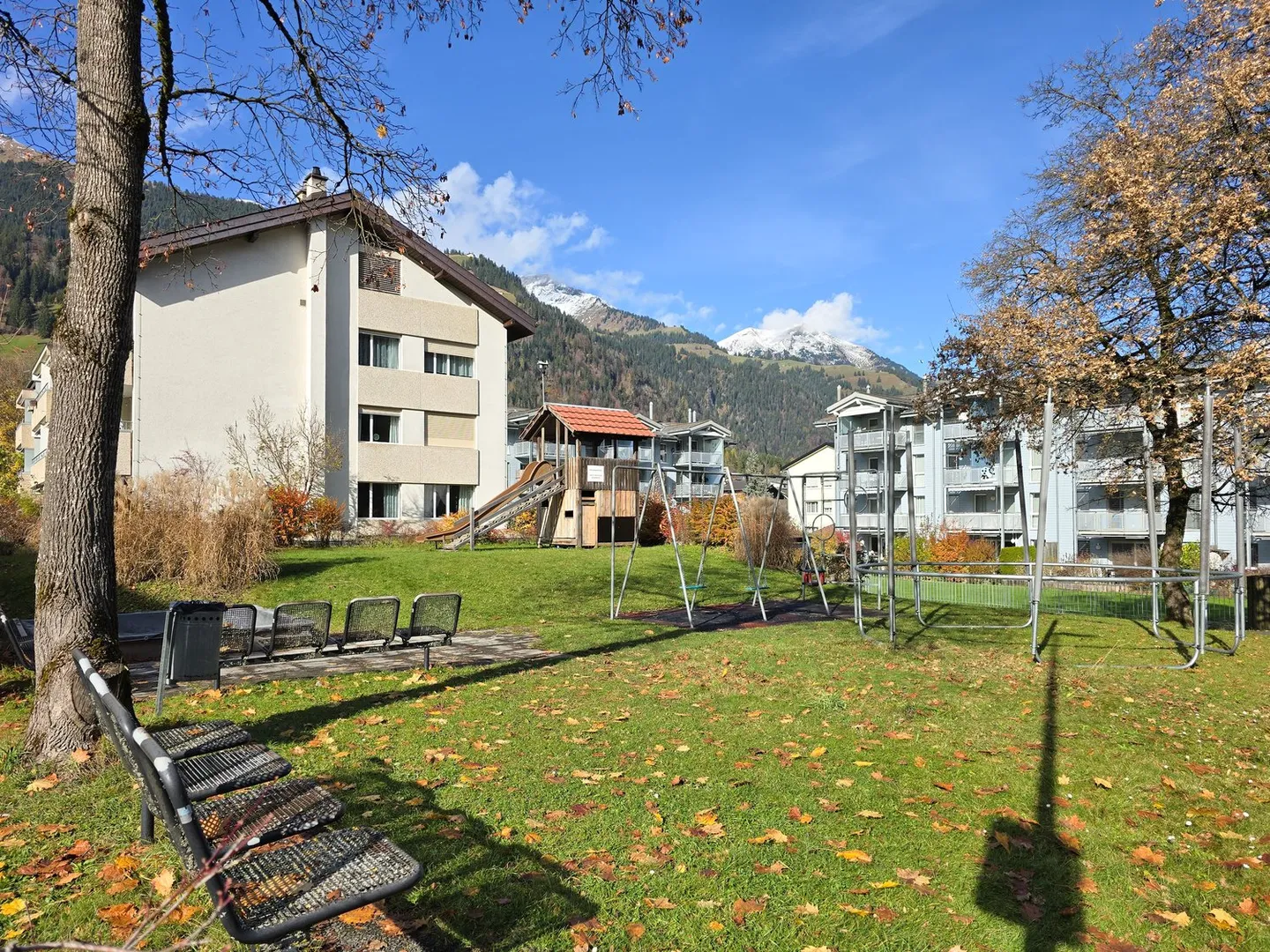 Charmante appartement de 5,5 pièces avec vue sur la montagne à Frutigen - Photo 25 sur 27