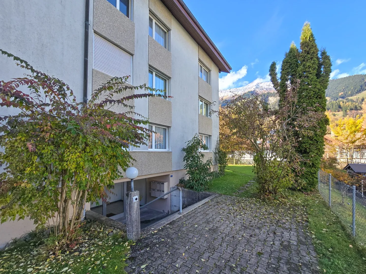 Charmante appartement de 5,5 pièces avec vue sur la montagne à Frutigen - Photo 26 sur 27