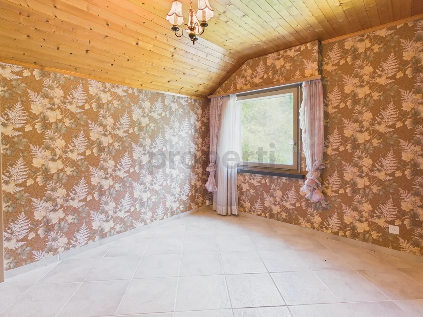 Maison individuelle spacieuse de 6,5 pièces avec jardin dans un emplacement unique au bord de l'Aare à Interlaken - Photo 10 sur 13