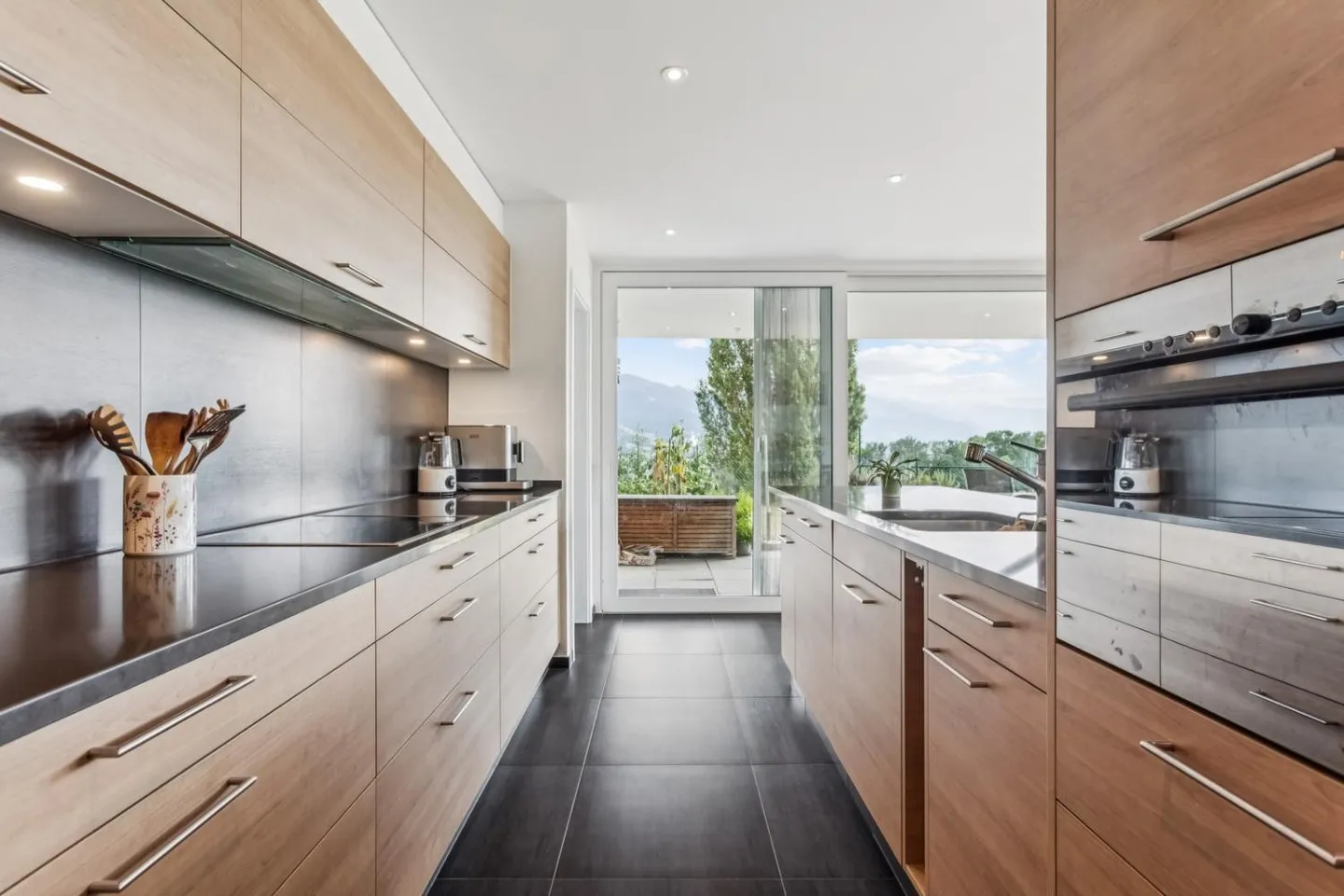 4,5 Zimmer mit privatem Garten und atemberaubendem Blick auf den Moléson - Foto 4 von 10