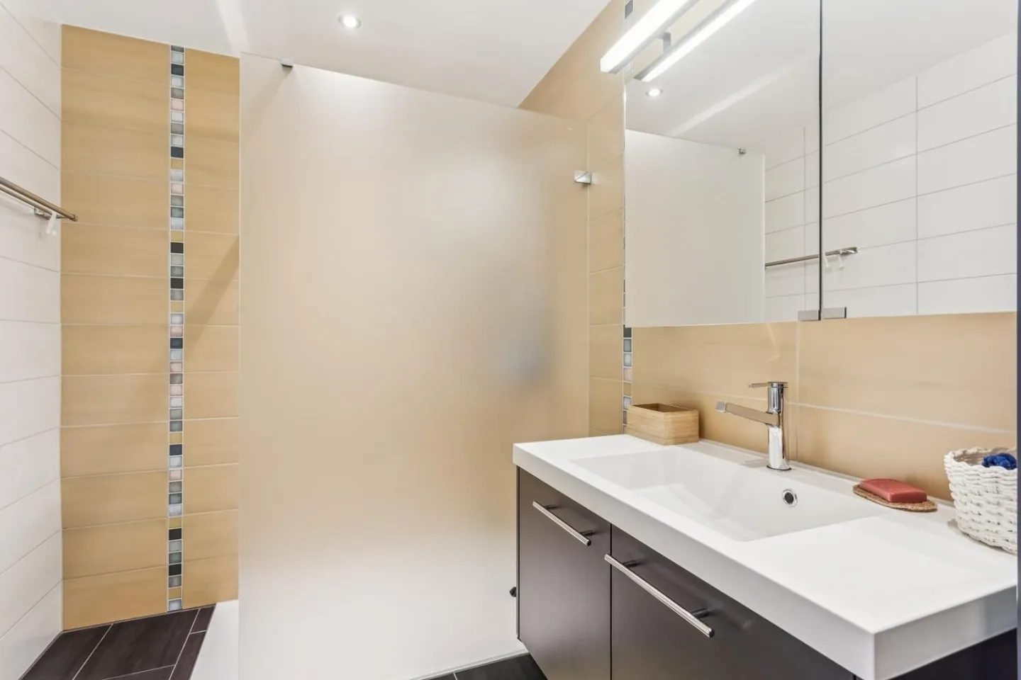 4,5 Zimmer mit privatem Garten und atemberaubendem Blick auf den Moléson - Foto 6 von 10