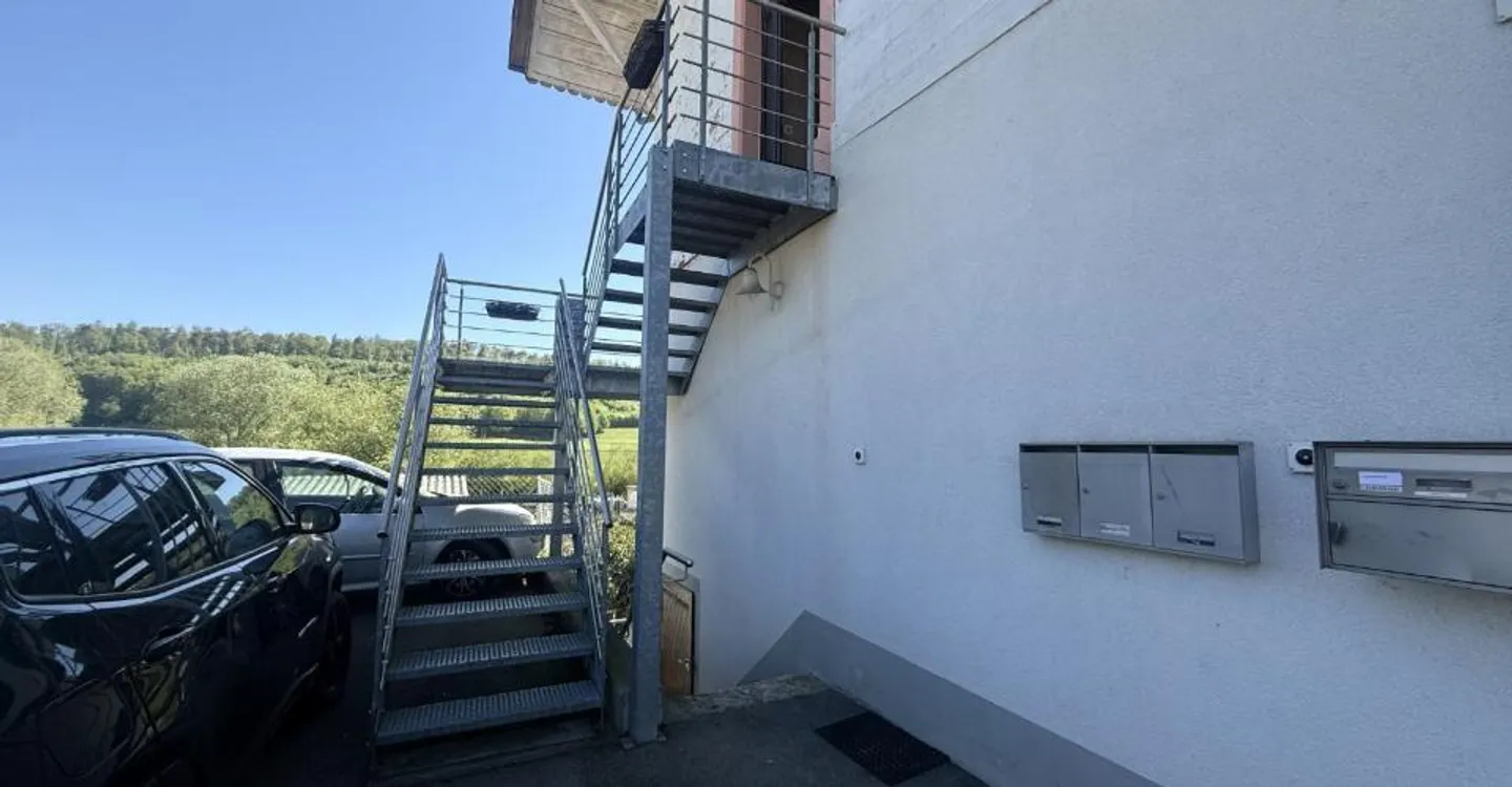 Unique Duplex Apartment with Garden - Photo 11 of 12