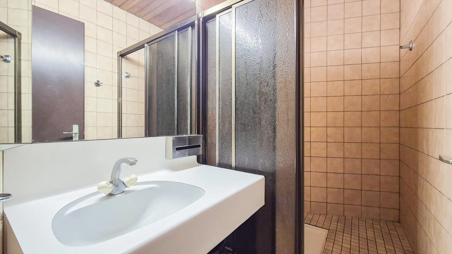 Furnished 1-room apartment - Photo 4 of 5