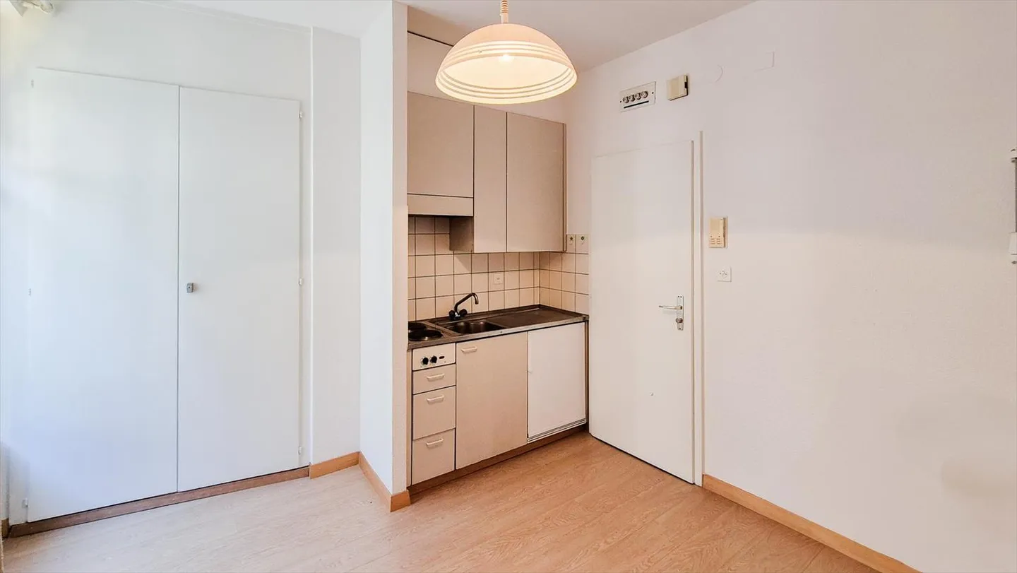 Furnished 1-room apartment - Photo 5 of 5