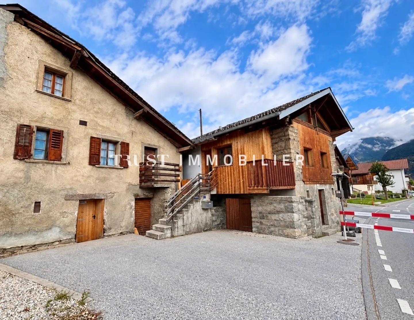 Charming Renovated Grange & Village House - Photo 1 of 20