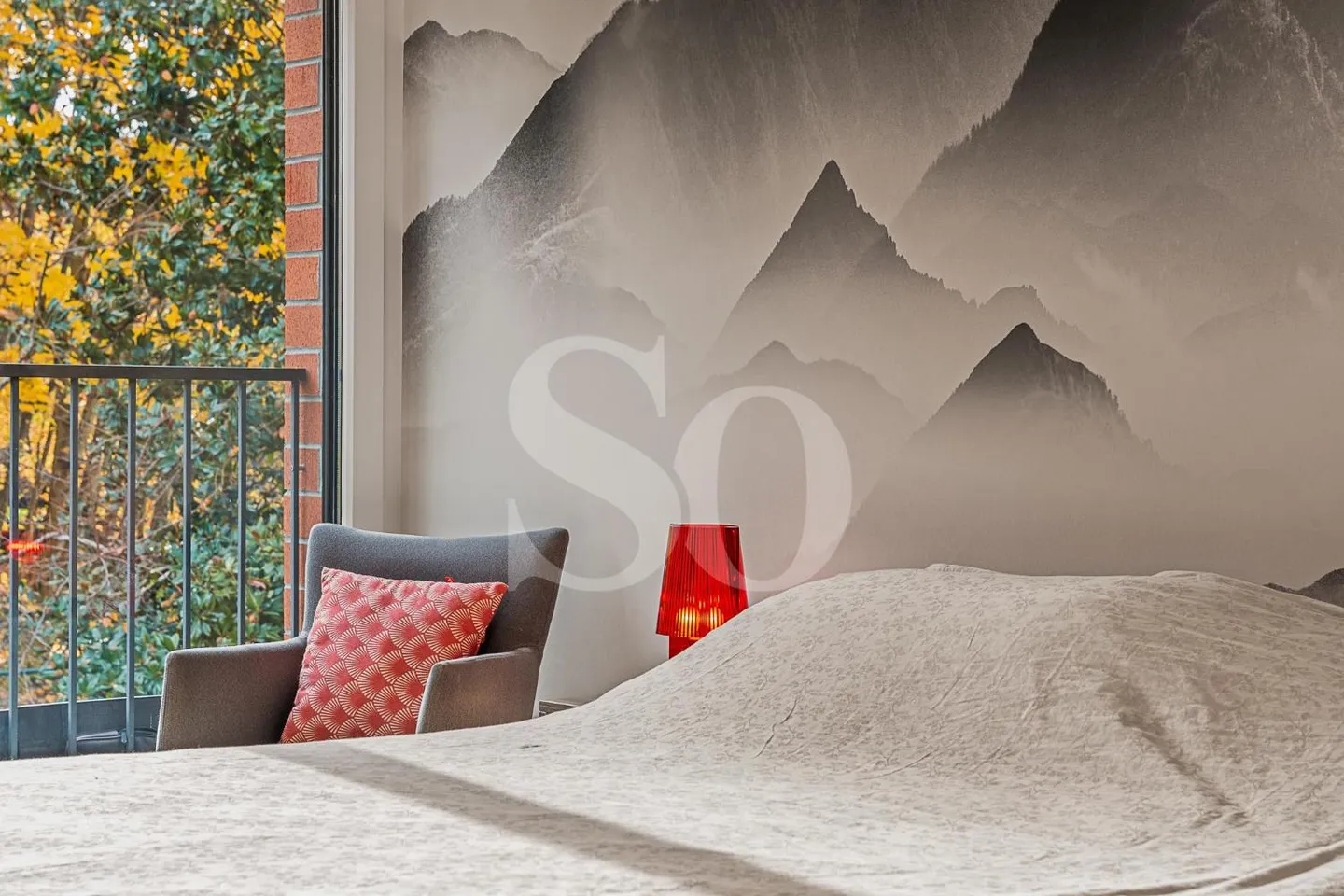 Exclusivity: Magnificent renovated duplex in the heart of Rolle - Photo 7 of 12