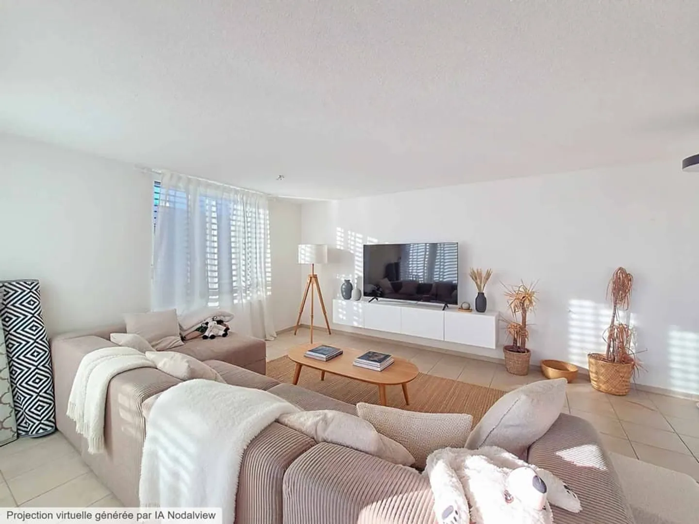 Spacious 3.5-room penthouse in the city center - Photo 2 of 9