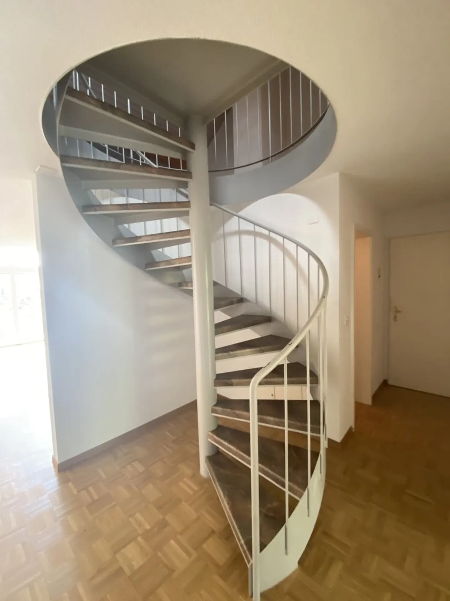 Appartement 3.5 pièces - Foto 7 von 9