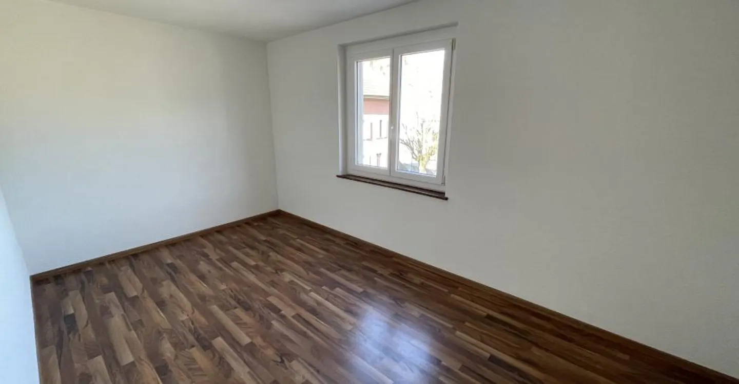 Charmantes Appartement mit Balkon - Foto 4 von 6