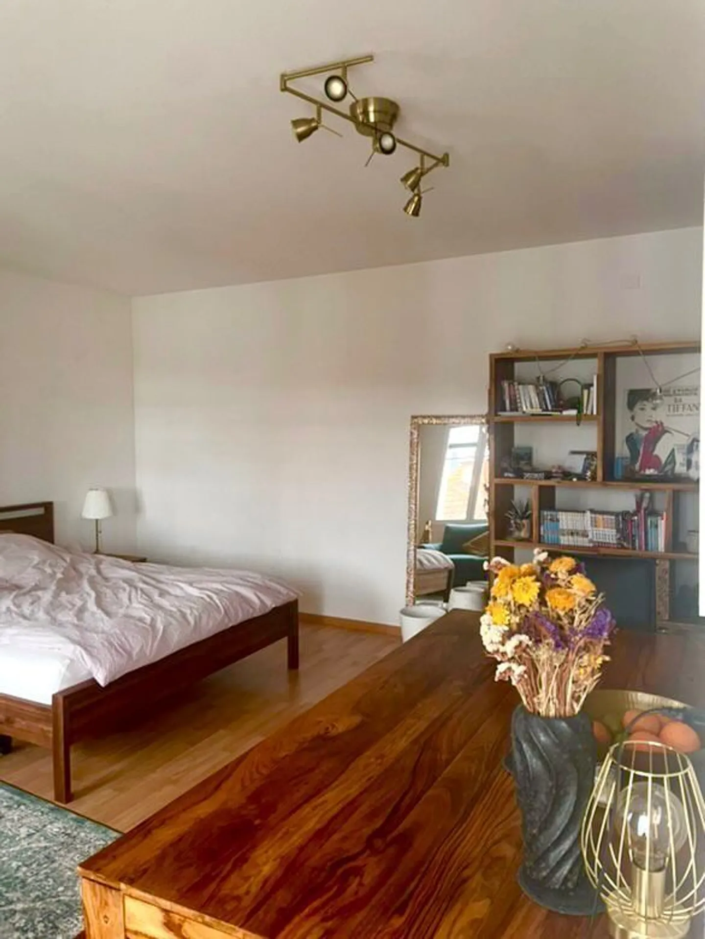 APPARTEMENT 1 PIÈCE À ST. GALLEN, MEUBLÉ, TEMPORAIRE - Photo 2 sur 8