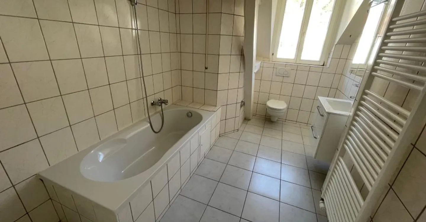 A louer: appartement 2.5 pièces - Rue du Midi 34, St-Imier - Foto 5 von 6