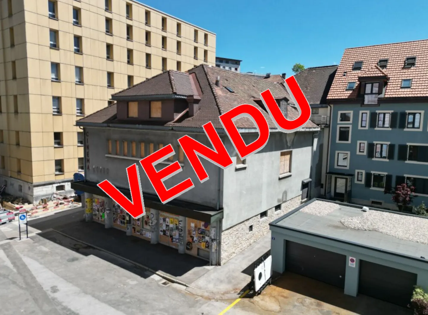 Bâtiment emblématique à La Chaux-de-Fonds - Photo 1 sur 5