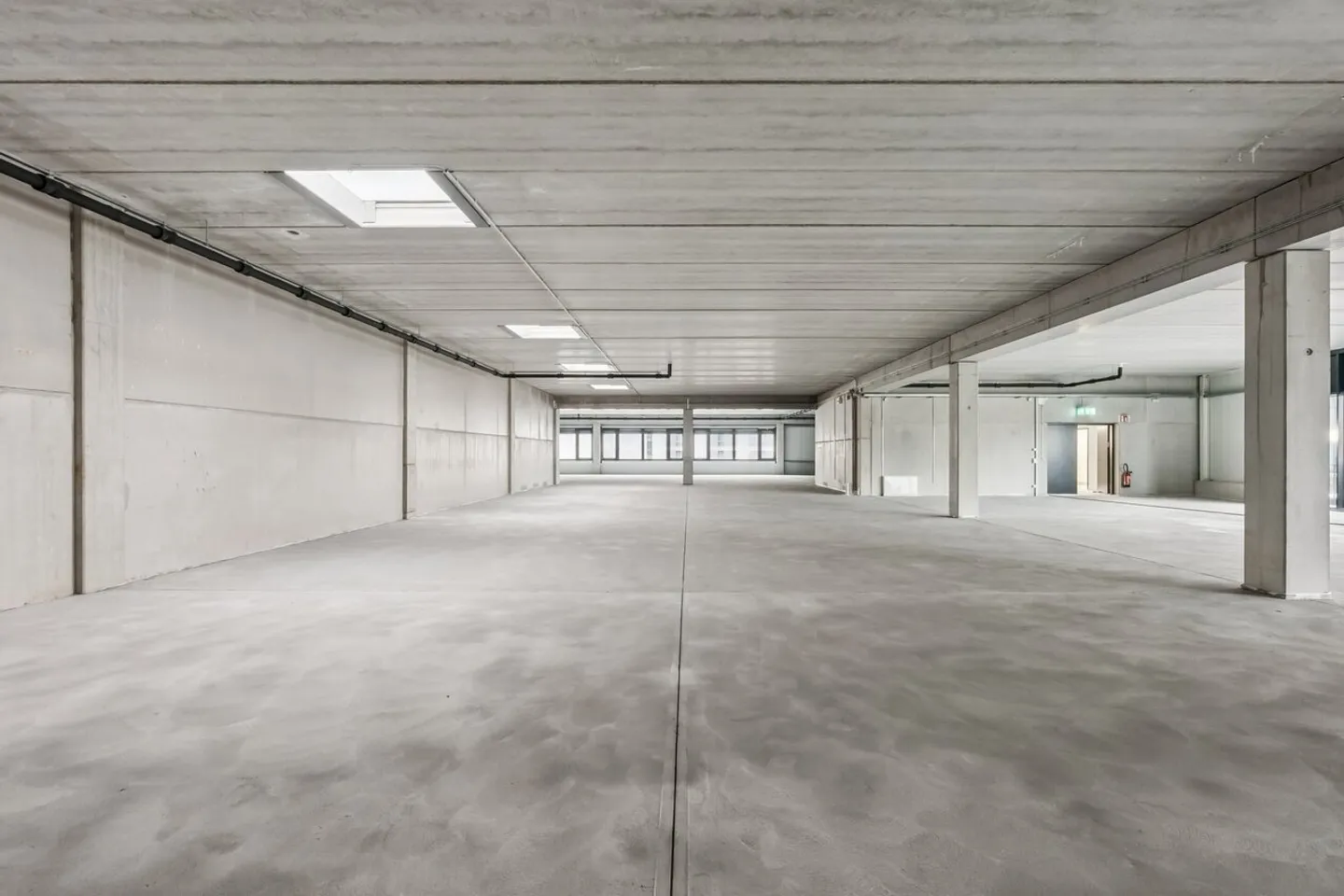 Versatile Office Space with Terrace - Photo 8 of 9