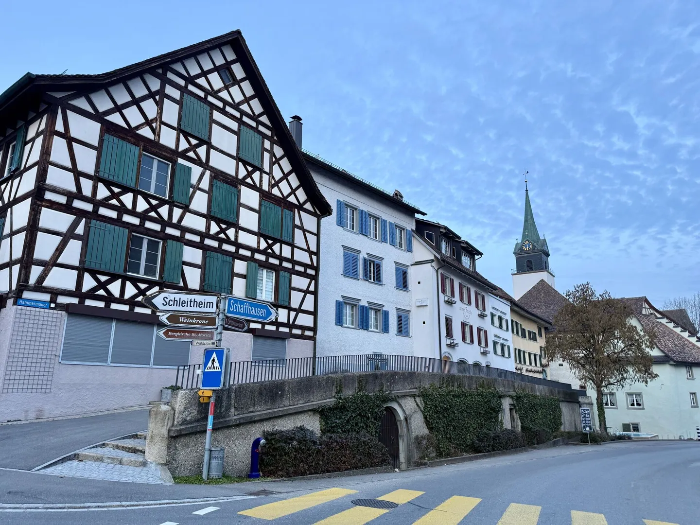 ZENTRAL MIT AUSBAUPOTENZIAL - Foto 2 von 10