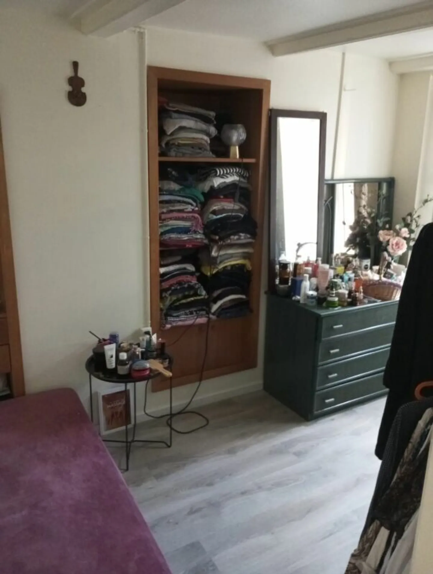 Maison villageoise avec jardin, composée de deux appartements indépendants et d'un salon de coiffure aménagé - Photo 15 sur 15