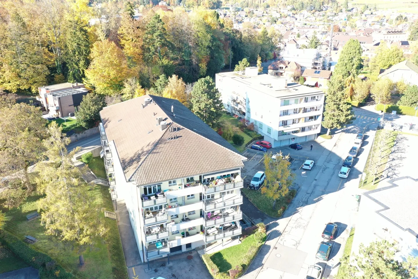 Appartement moderne à Colombier - Photo 2 sur 2